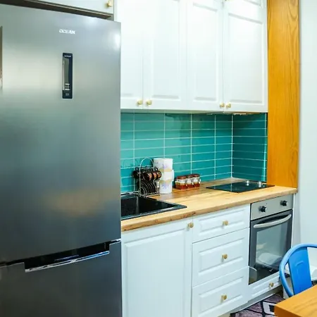 Albanian Dream Escape Apartament Golem (Tirana)